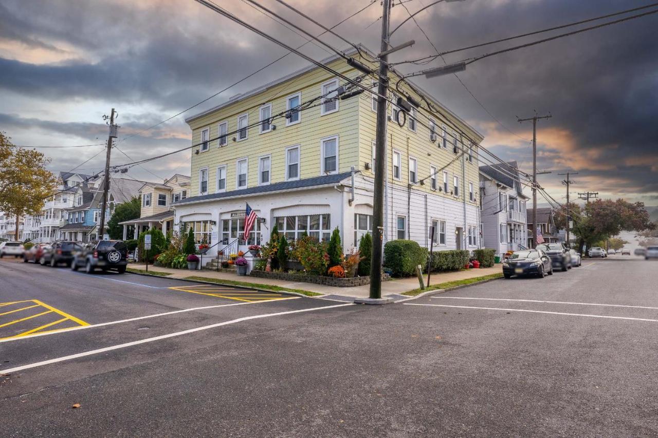 The Allenhurst *